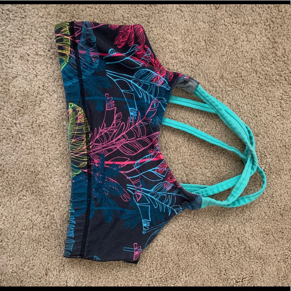 Born primitive sports bra